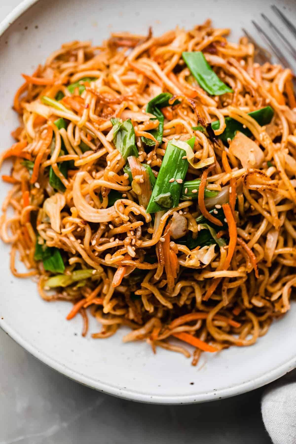 Chicken Cantonese Fried Noodle