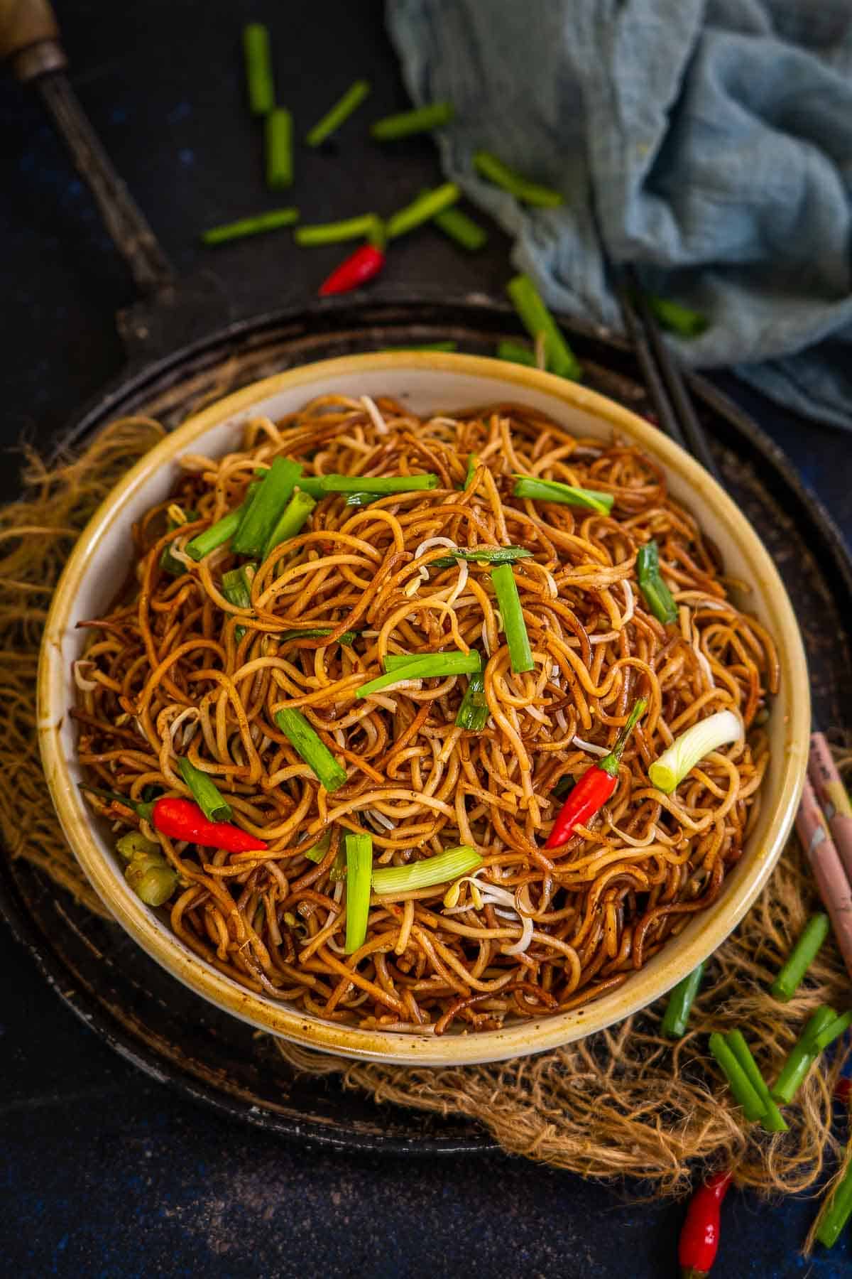 Cantonese Fried Noodle