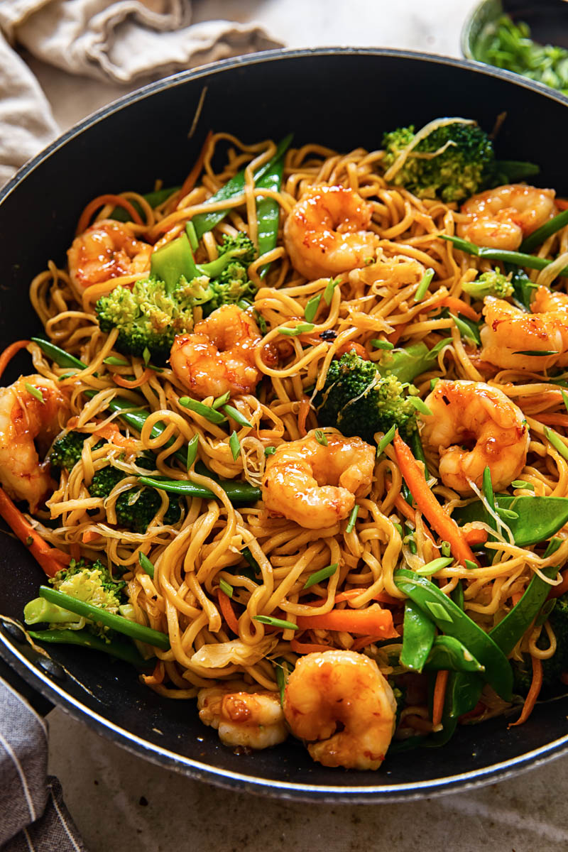 Szechuan Shrimp Chow Mein